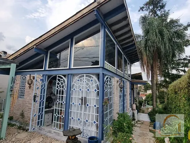 Casa com 500m² 2 quartos e 2 banheiros, à venda, no bairro Jardim do Lago em Atibaia