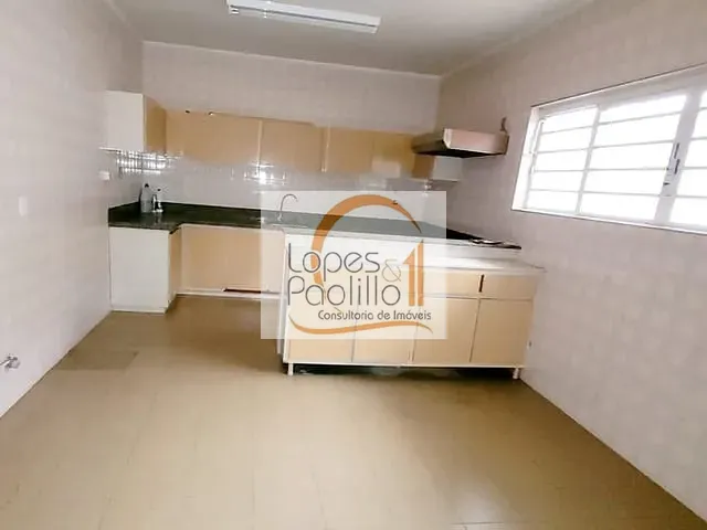 Casa com 262m² 3 quartos e 3 banheiros, para alugar, no bairro CENTRO em Atibaia