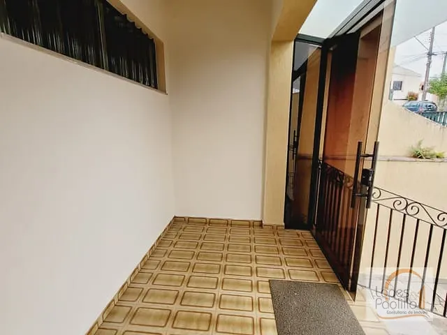 Casa com 262m² 3 quartos e 3 banheiros, para alugar, no bairro CENTRO em Atibaia
