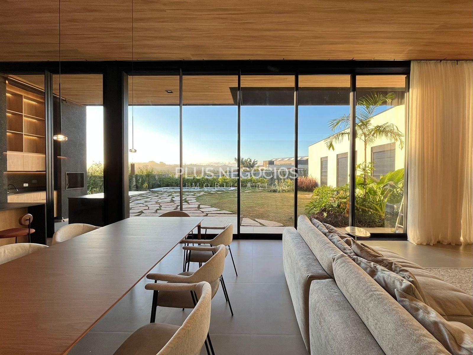 Casa, 3 quartos, 233 m² - Foto 7