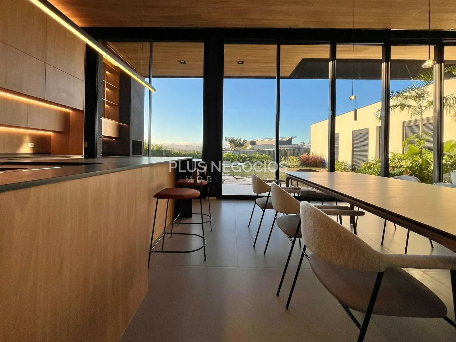 Casa, 3 quartos, 233 m² - Foto 10