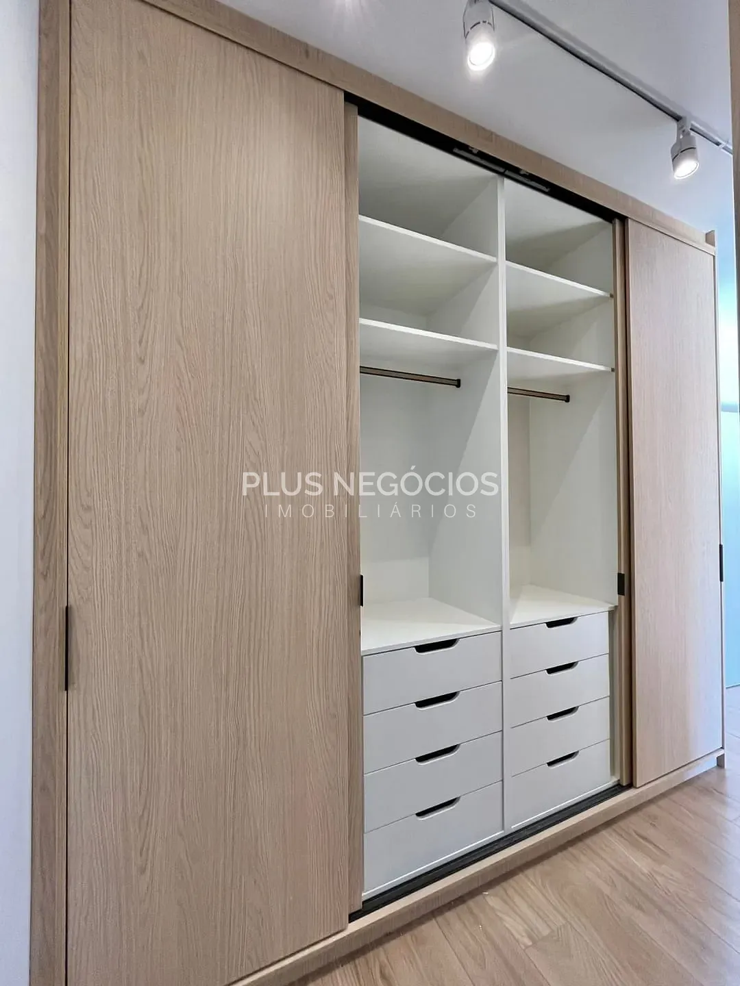 Casa, 3 quartos, 233 m² - Foto 17