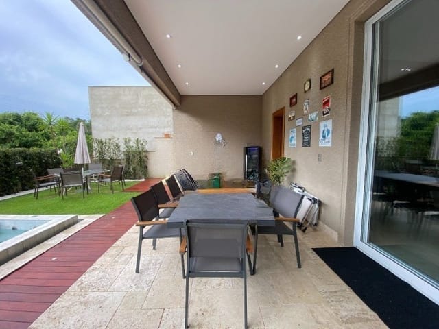 Casa com 452m² 4 quartos e 7 banheiros, à venda, no bairro Alphaville em Santana de Parnaíba