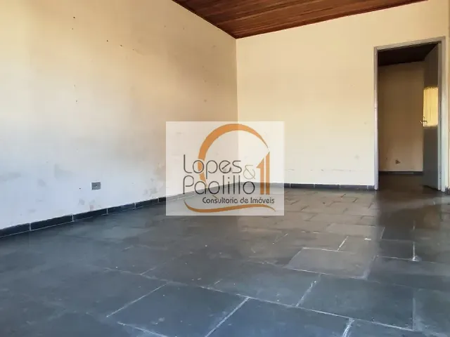 Casa com 250m² 2 quartos e 2 banheiros, à venda ou para alugar, no bairro Atibaia Jardim em Atibaia