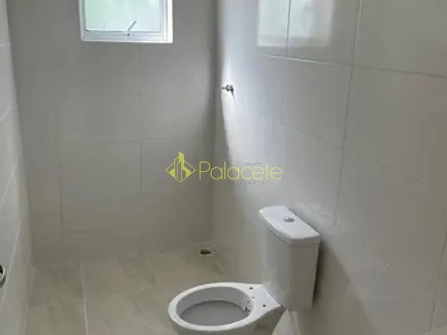 Casa 2 quartos e 2 banheiros, à venda, no bairro Residencial Estoril em Taubaté