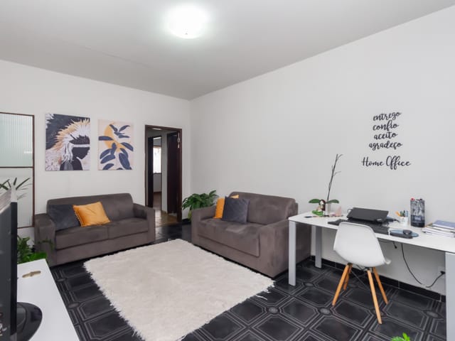 Casa com 250m² 2 quartos e 2 banheiros, à venda, no bairro Vila Nossa Senhora do Retiro em São Paulo
