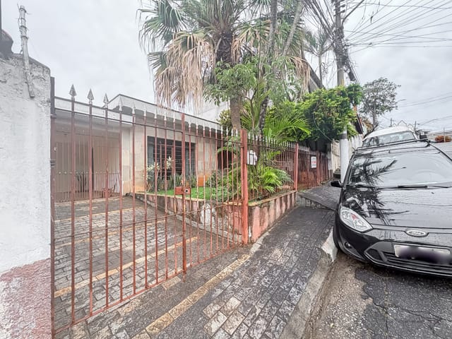 Casa com 250m² 2 quartos e 2 banheiros, à venda, no bairro Vila Nossa Senhora do Retiro em São Paulo