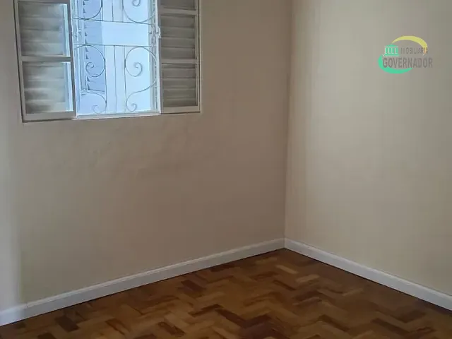 Casa com 250m² 3 quartos e 2 banheiros, para alugar, no bairro Jardim García em Campinas