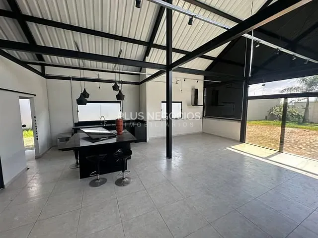 Casa com 1000m² 3 quartos e 5 banheiros, à venda, no bairro Jardim Residencial Saint Patrick em Sorocaba