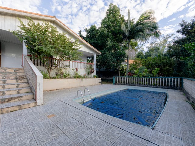 Foto do Casa - Casa tipo para venda em Três Montanhas com 5 quartos, sendo 1 suíte, 300m² | Lares e Andares Imóveis