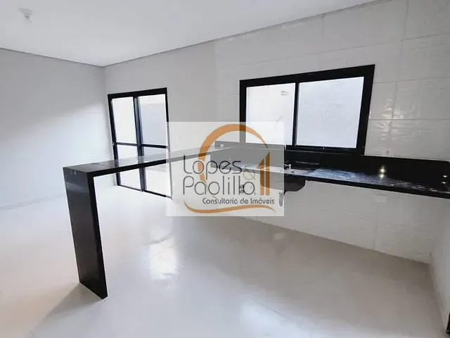 Casa com 240m² 3 quartos e 3 banheiros, para alugar, no bairro Jardim Maristela em Atibaia