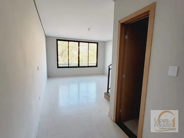 Casa com 240m² 3 quartos e 3 banheiros, para alugar, no bairro Jardim Maristela em Atibaia