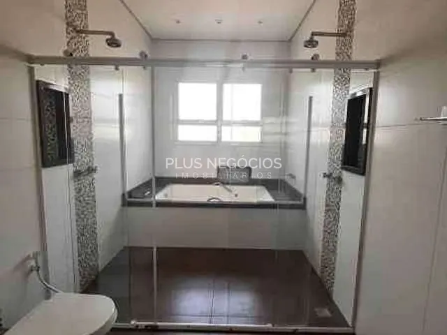 Casa com 1100m² 4 quartos e 5 banheiros, à venda ou para alugar, no bairro barreiro em Araçoiaba da Serra