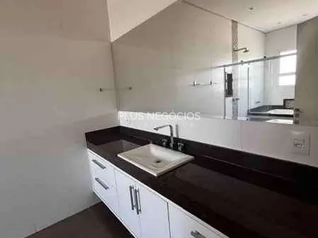 Casa com 1100m² 4 quartos e 5 banheiros, à venda ou para alugar, no bairro barreiro em Araçoiaba da Serra