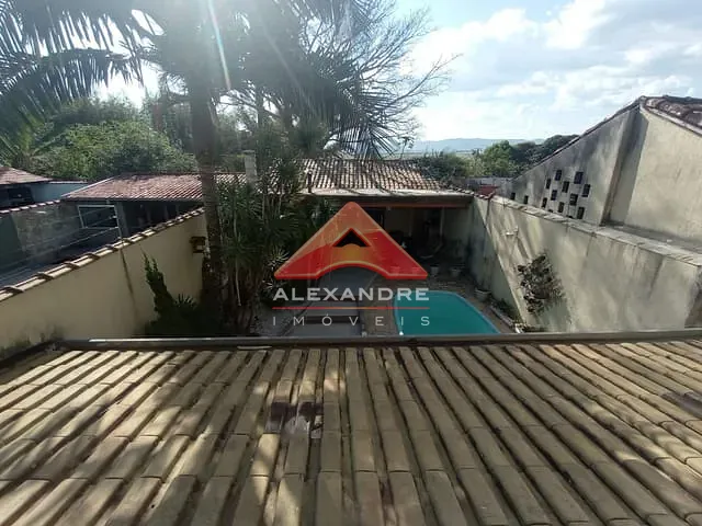 Casa com 167m² 3 quartos e 1 banheiro, à venda, no bairro Jardim das Flores em São José dos Campos