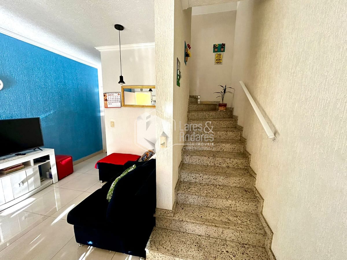 Casa à venda com 2 quartos, 84m² - Foto 13