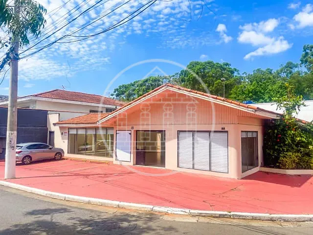 Casa com 500m², para alugar, no bairro Jardim Marajoara em São Paulo