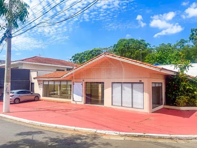 Casa com 500m², para alugar, no bairro Jardim Marajoara em São Paulo