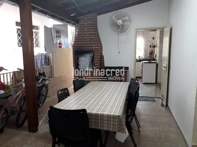 Casa com 277m², à venda, no bairro Ouro Verde em Londrina
