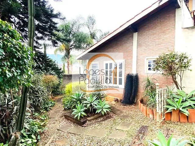 Casa com 415m² 3 quartos e 2 banheiros, à venda, no bairro Jardim Paulista em Atibaia