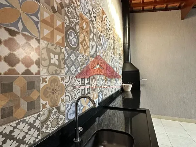 Casa com 125m² 2 quartos e 1 banheiro, à venda, no bairro Residencial Armando Moreira Righi em São José dos Campos
