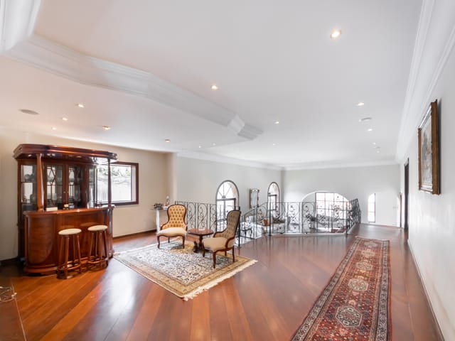 Casa com 1104m² 4 quartos e 6 banheiros, à venda, no bairro Alto da Boa Vista em São Paulo