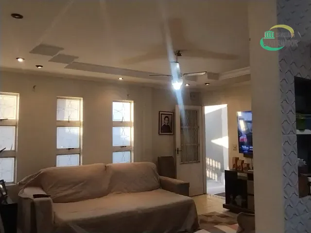 Casa com 250m² 3 quartos e 3 banheiros, à venda, no bairro Parque Valença I em Campinas