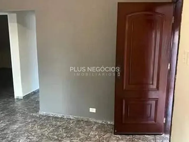 Casa com 300m² 3 quartos e 2 banheiros, à venda, no bairro Jardim Gonçalves em Sorocaba