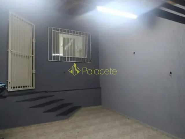 Casa com 125m² 2 quartos e 2 banheiros, à venda, no bairro Parque Senhor do Bonfim em Taubaté