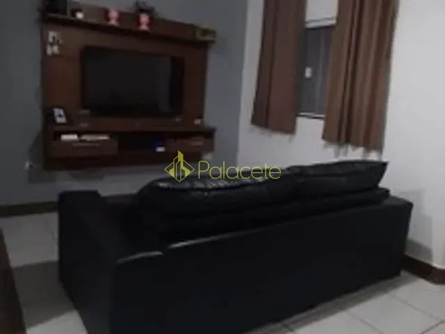Casa com 125m² 2 quartos e 2 banheiros, à venda, no bairro Parque Senhor do Bonfim em Taubaté