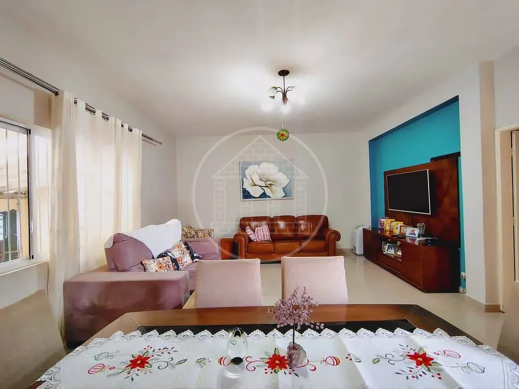 Casa, 3 quartos, 148 m² - Foto 1