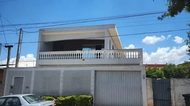 Casa, 6 quartos, 285 m² - Foto 1
