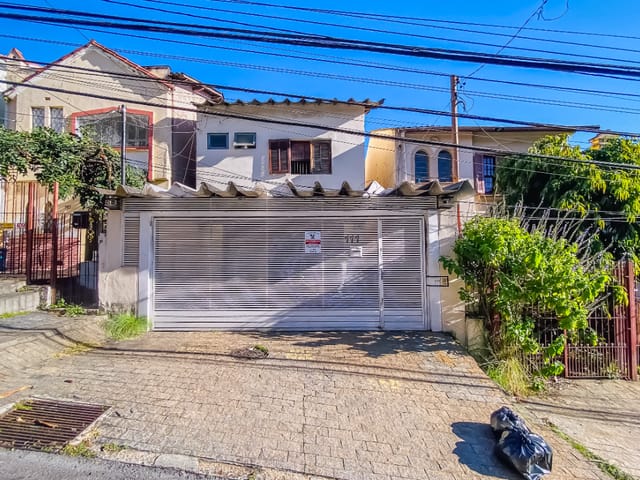 Foto do Casa - Casa para venda em Pompeia com 5 quartos, sendo 1 suíte , 220m² | Lares e Andares Imóveis