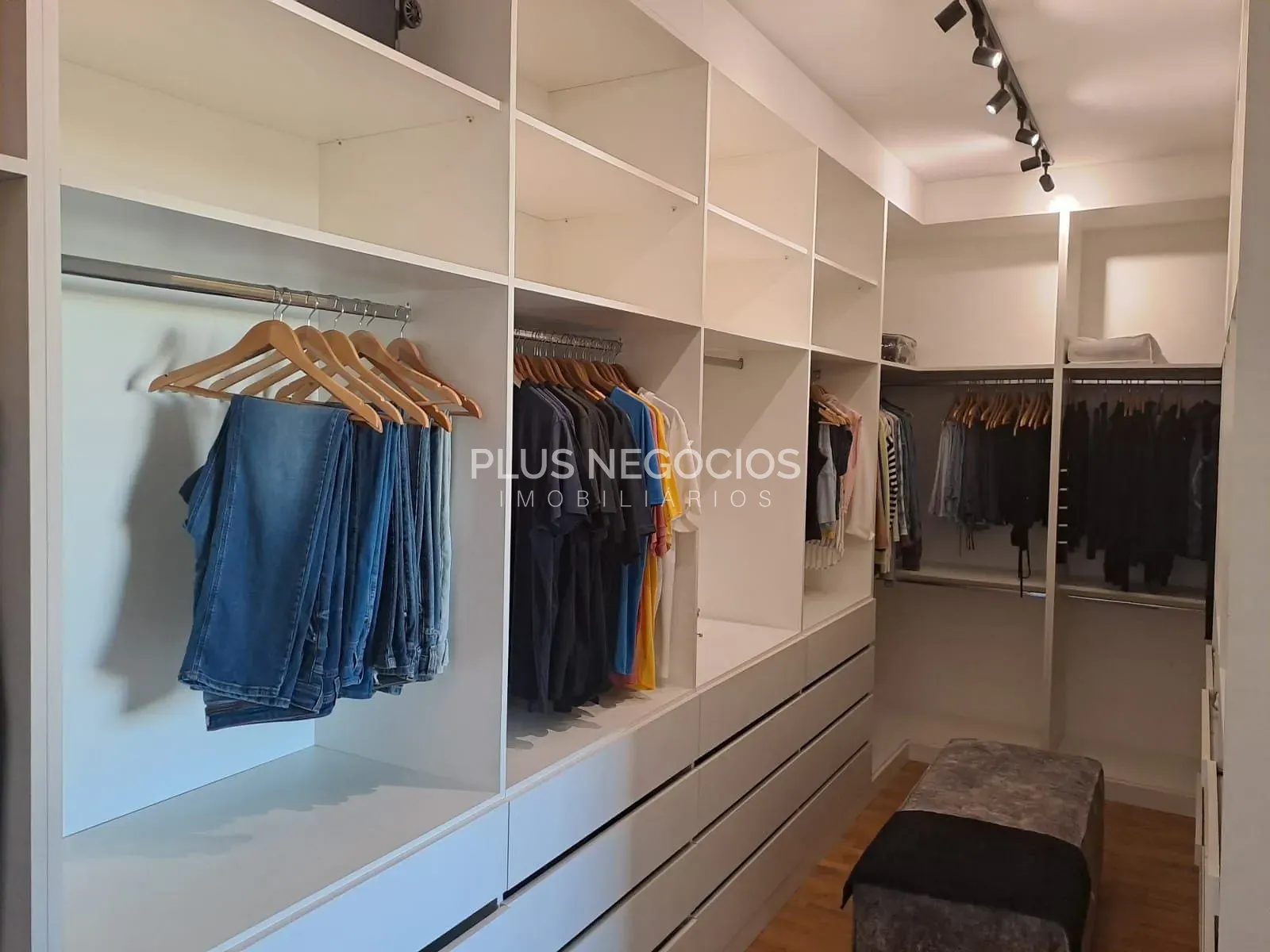 Casa, 4 quartos, 643 m² - Foto 38