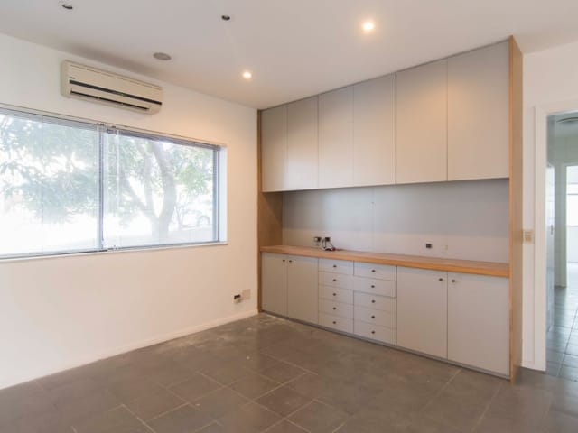 Casa com 800m² 4 quartos e 6 banheiros, à venda, no bairro Alphaville Residencial Dois em Barueri