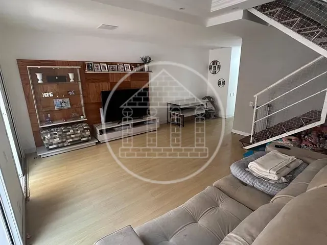 Casa 3 quartos e 3 banheiros, à venda, no bairro Jardim Rosa Maria em São Paulo