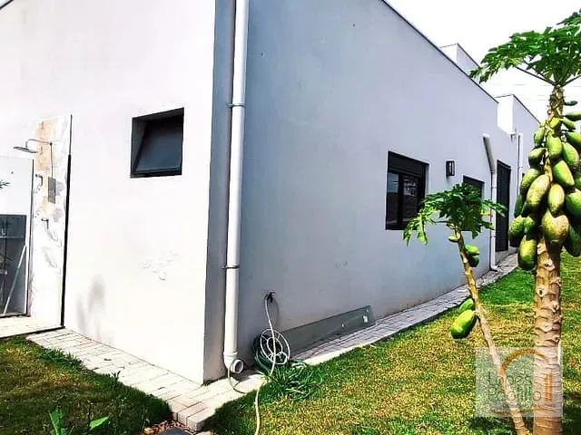 Casa com 780m² 3 quartos e 2 banheiros, à venda, no bairro Estância Santa Maria do Portão em Atibaia
