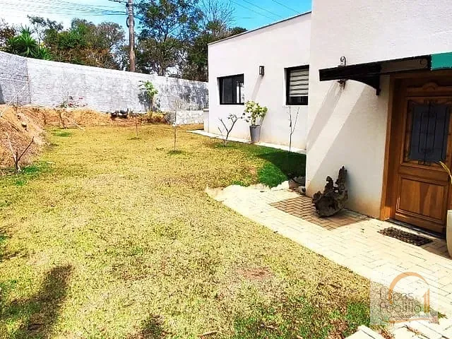 Casa com 780m² 3 quartos e 2 banheiros, à venda, no bairro Estância Santa Maria do Portão em Atibaia