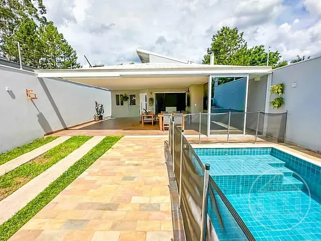 Casa com 310m² 3 quartos e 2 banheiros, à venda, no bairro jardim casa grande em São Paulo