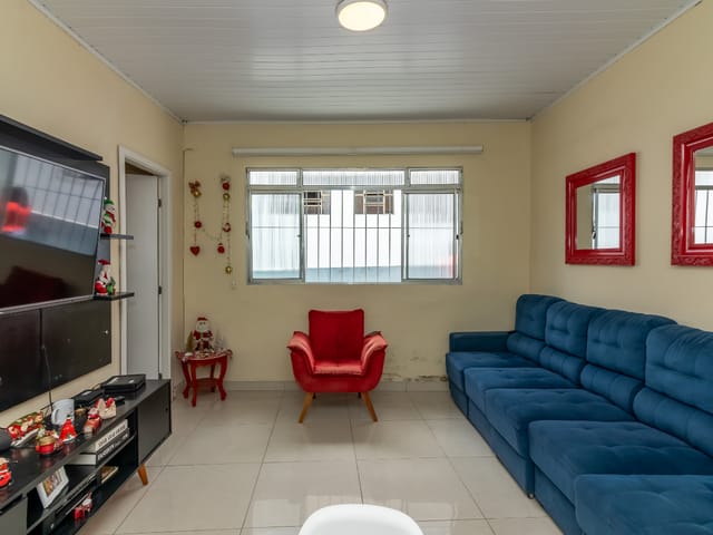 Casa com 195m² 2 quartos e 2 banheiros, à venda, no bairro Vila Pereira Cerca em São Paulo