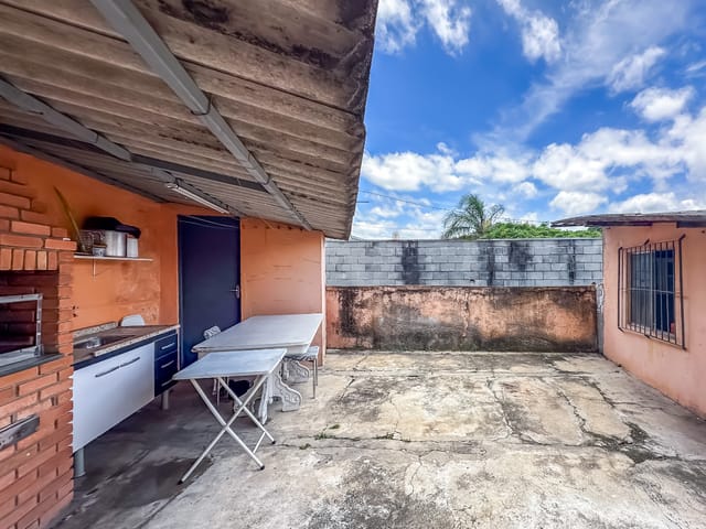 Casa com 195m² 2 quartos e 2 banheiros, à venda, no bairro Vila Pereira Cerca em São Paulo