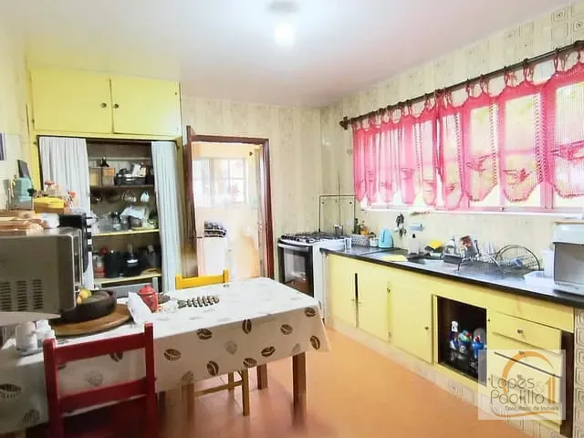 Casa com 3500m² 3 quartos e 5 banheiros, à venda ou para alugar, no bairro Jardim Paulista em Atibaia