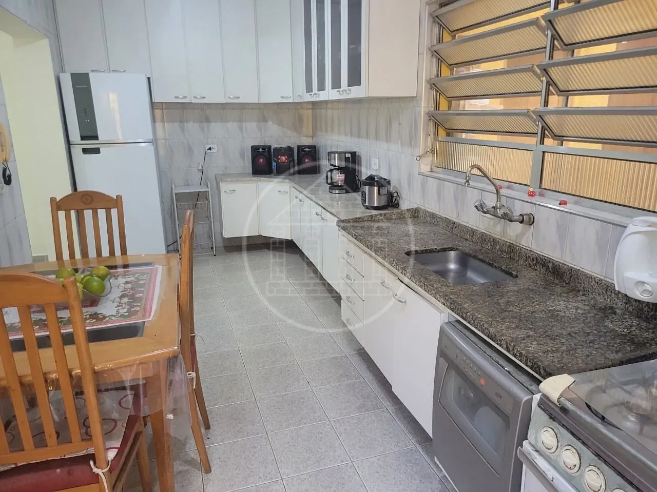 Casa, 3 quartos, 250 m² - Foto 11