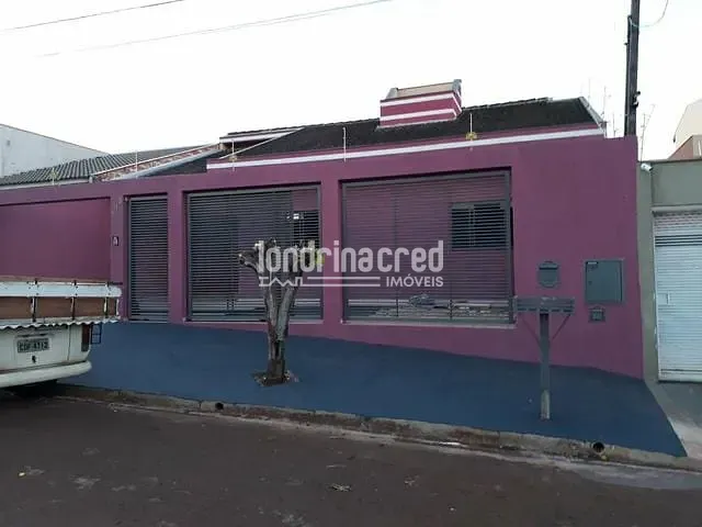 Casa com 252m², à venda, no bairro Jardim do Café em Cambé