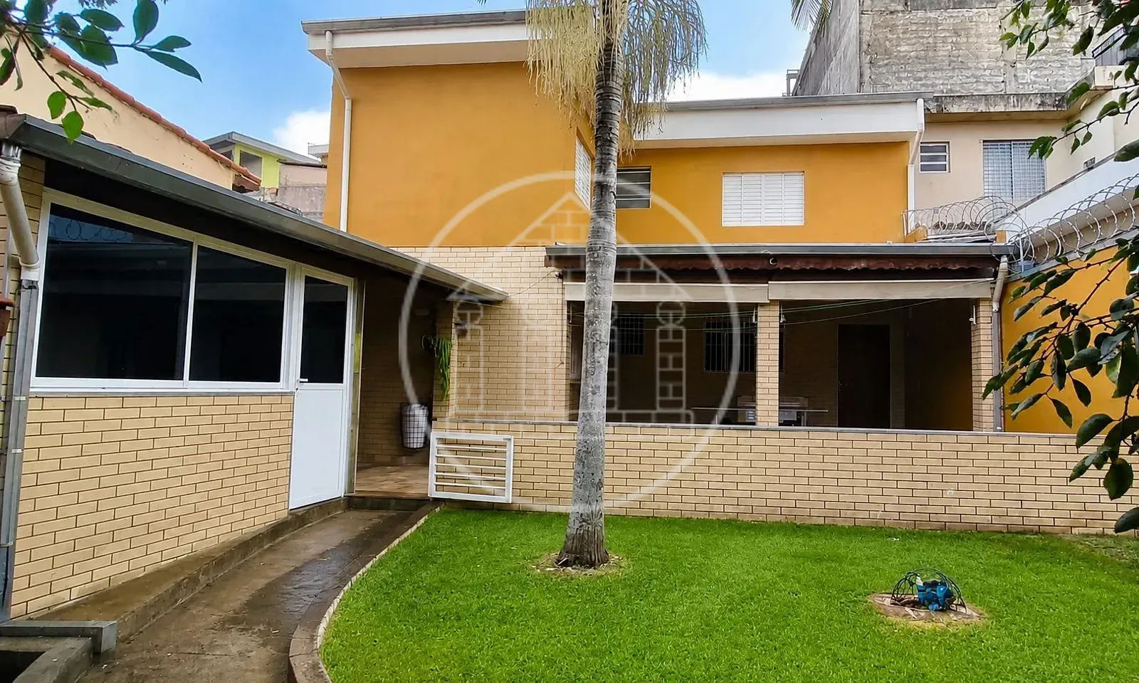Casa, 2 quartos, 182 m² - Foto 1