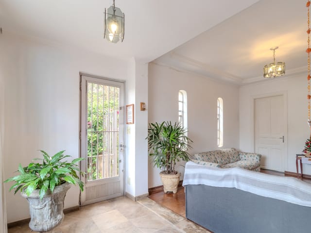 Casa com 357m² 4 quartos e 2 banheiros, à venda, no bairro Bosque da Saúde em São Paulo
