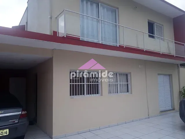 Casa com 360m² 3 quartos e 3 banheiros, à venda, no bairro Jardim Britânia em Caraguatatuba