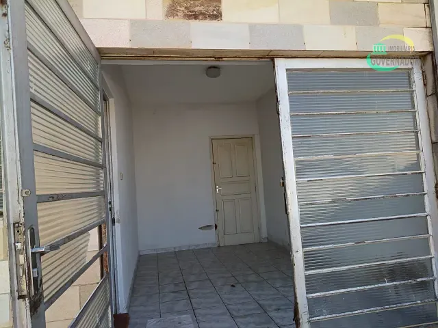 Casa com 200m² 2 quartos e 1 banheiro, à venda, no bairro Jardim Eulina em Campinas
