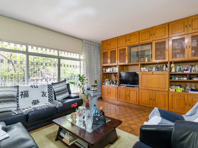 Casa com 414m² 3 quartos e 2 banheiros, à venda, no bairro Jardim Jussara em São Paulo