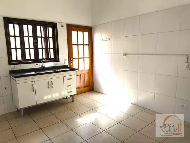 Casa com 205m² 3 quartos e 3 banheiros, à venda, no bairro Alvinópolis em Atibaia